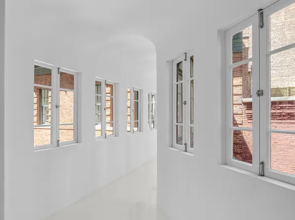 9 Jay Street image 18 of 31