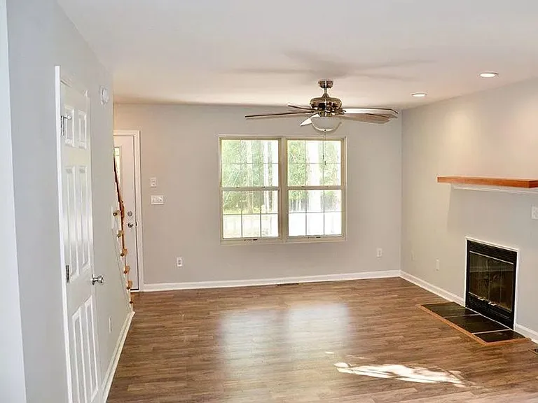 25 Glen Burnie Rd — Photo 8