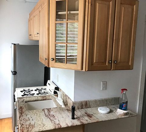 4th image of 127 E 31st St APT 2A