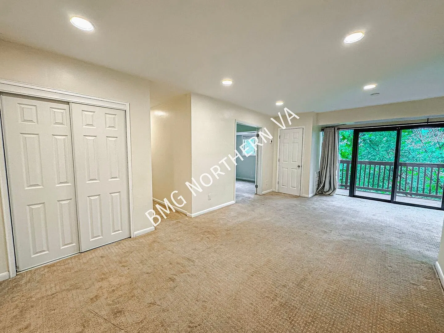 Bright and Spacious 3BR/1.5BA Condo With Private Balcony In Serene Seminary Walk — Photo 2