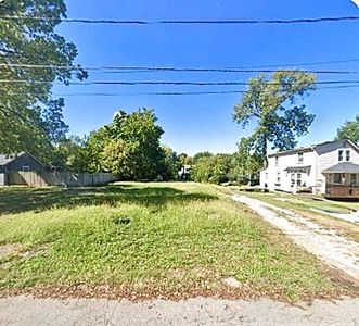 904 S Pearl St, Independence, MO, 64050