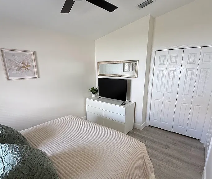 7050 Lone Oak Blvd — Photo 4