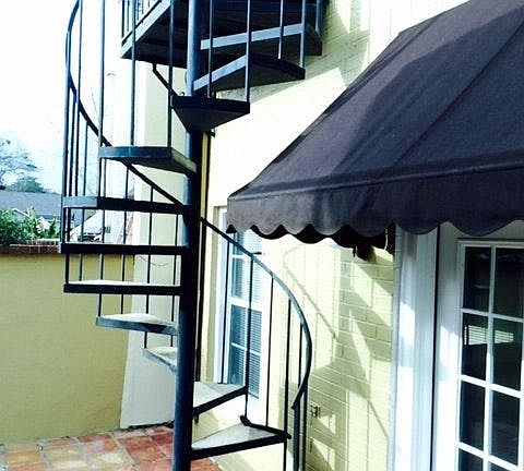 Enclosed Courtyard Patio