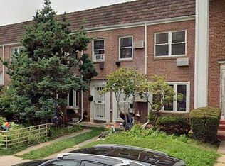 102-07 68th Ave, Forest Hills, NY 11375