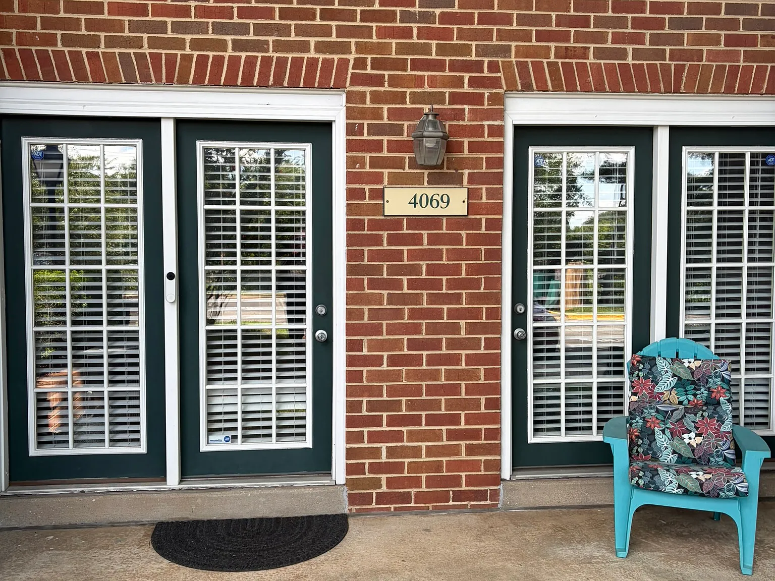 2 bed, 1423 sqft, $2,300 — Photo 3