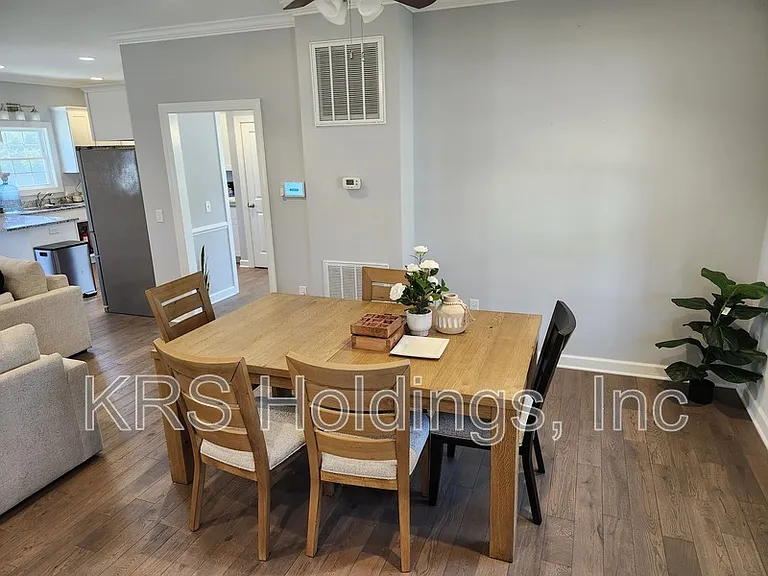4517 Wiltshire St — Photo 11