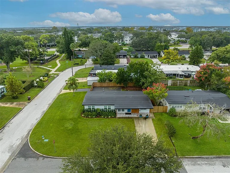 4020 Ibis Dr — Photo 2