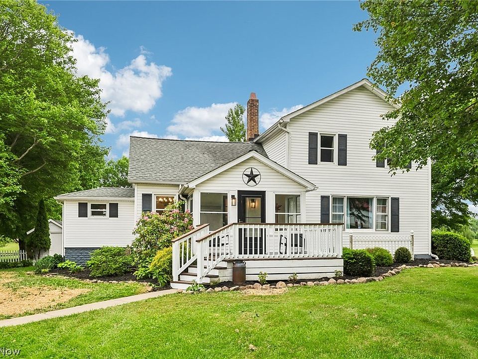 1st image of 11110 Lair Rd NE