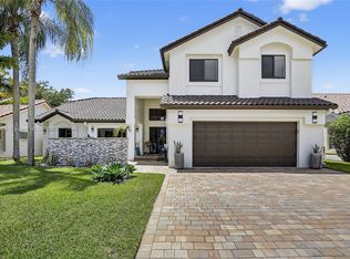 1154 Laguna Springs Dr, Weston, FL 33326