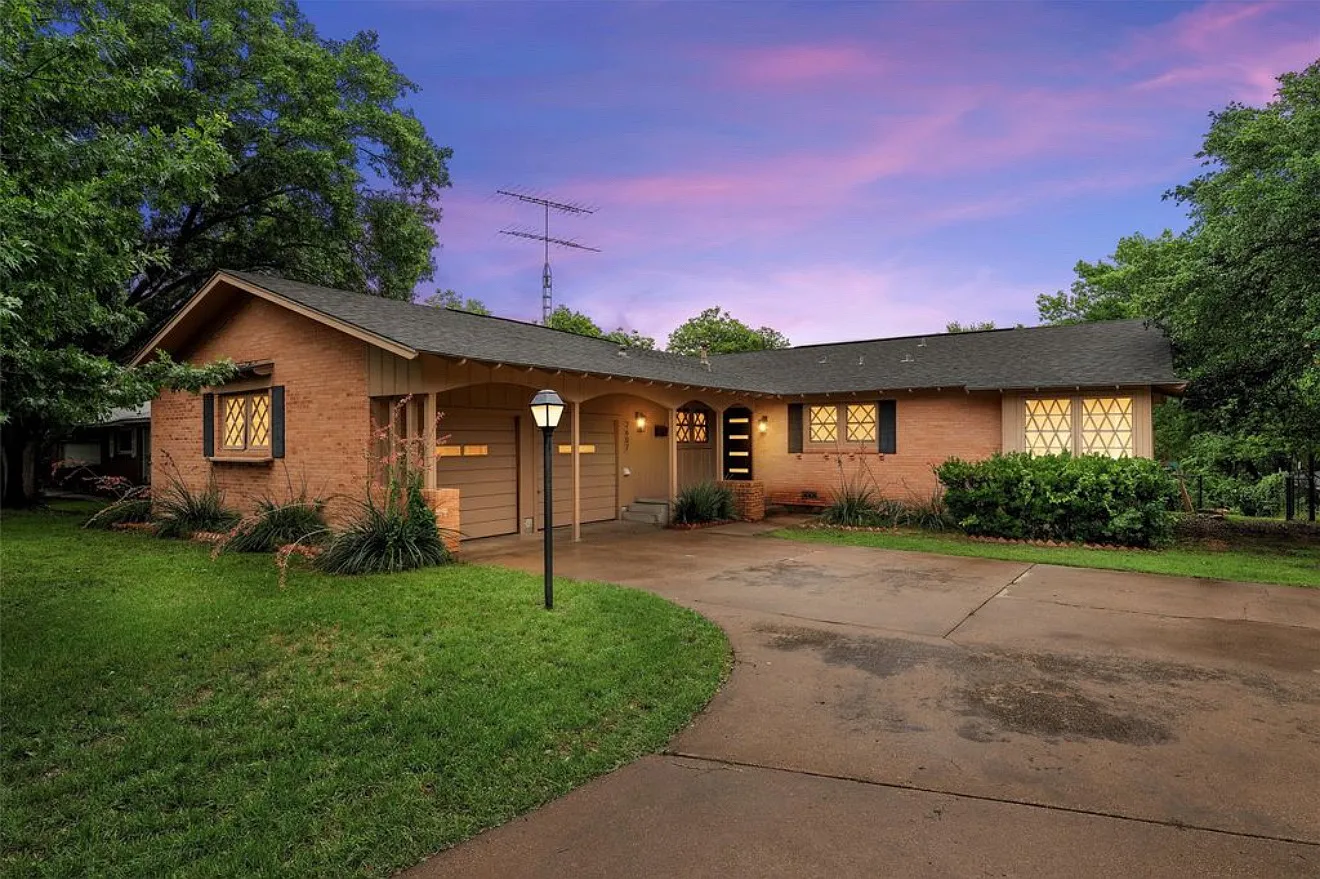 2607 Glendale Dr — Photo 2