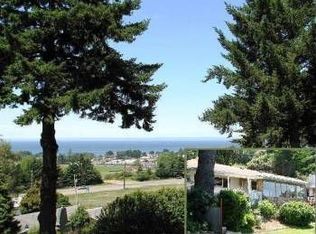 15882 Pelican Bay Dr, Brookings, OR