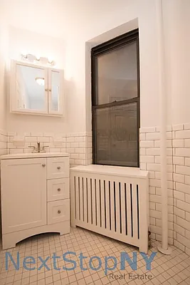 Rented by NextStopNY | media 13