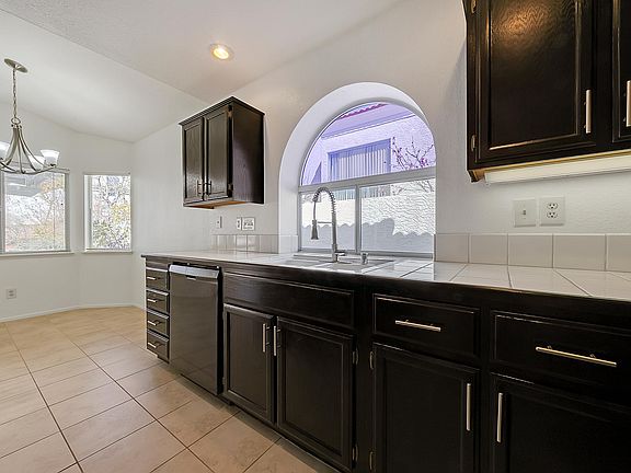 2nd image of 3033 Forest Lake St