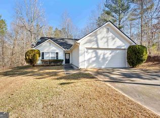 85 Corn Crib Dr, Newnan, GA 30263