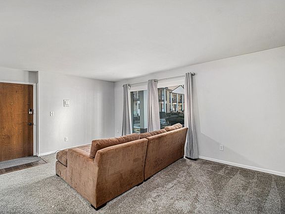 4th image of 29224 Gloede Dr #150-L1