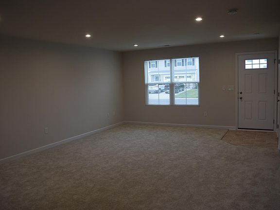 3rd image of 32073 Windjammer Dr