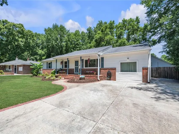 2839 Lambert Trl, Chesapeake, VA 23323