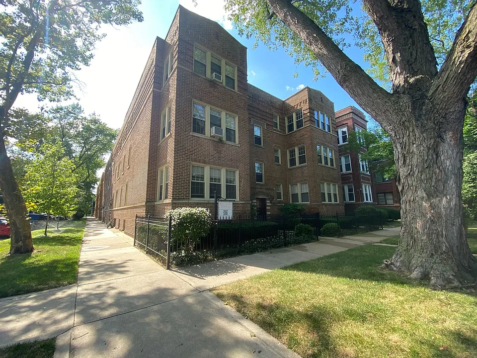 5000 Two N Winchester Ave #1940-48