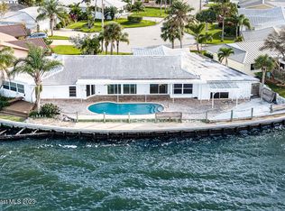 472 Carmine Dr, Cocoa Beach, FL 32931
