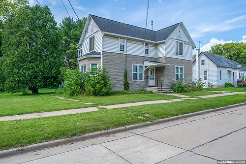 1111 Oviatt St, Kaukauna Photo 1 1111 Oviatt St, Kaukauna Photo 1