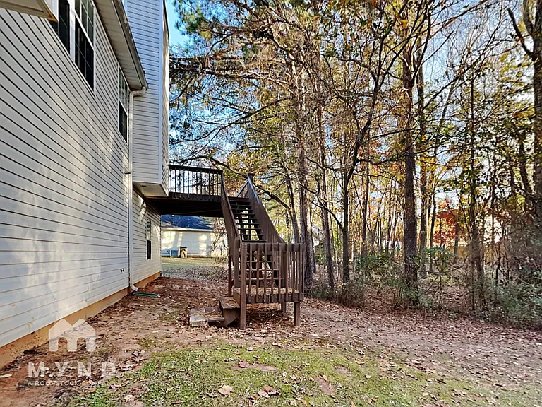 1013 Vineyard Walk — Photo 25