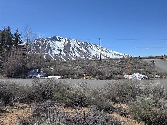 5th image of 250 Sierra Springs Dr