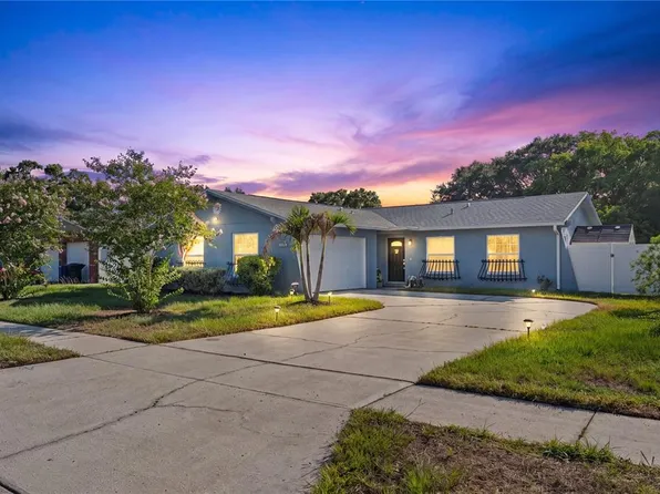 1468 Sandalwood Dr, Dunedin, FL 34698