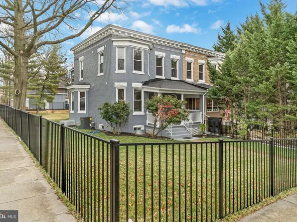 3009 20th St NE, Washington, DC 20018