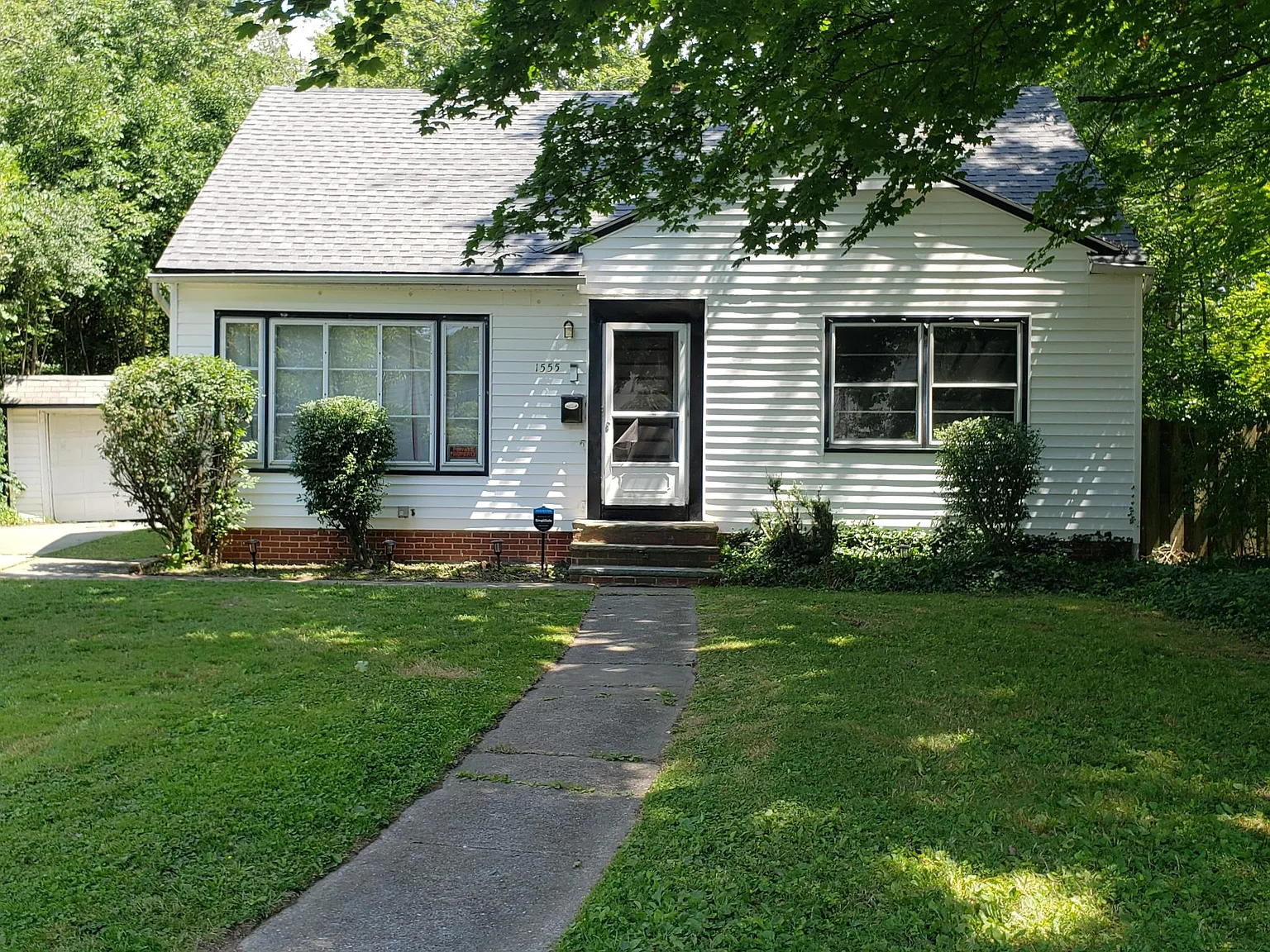 1555 Wood Rd photo 1