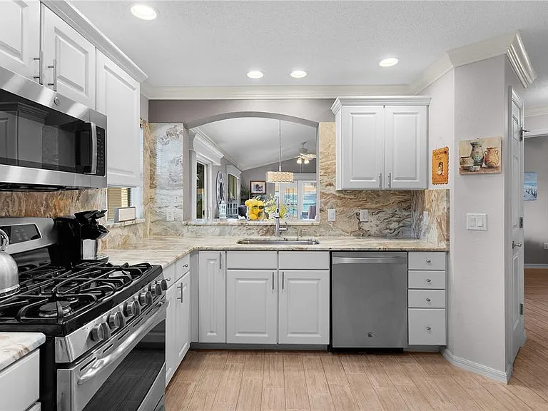 1536 Barnwell Pl — Photo 4