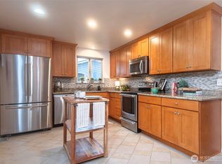 Lake Forest Park Estates A, Kenmore, WA 98028