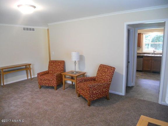 4th image of 2897 Sunnycrest Dr