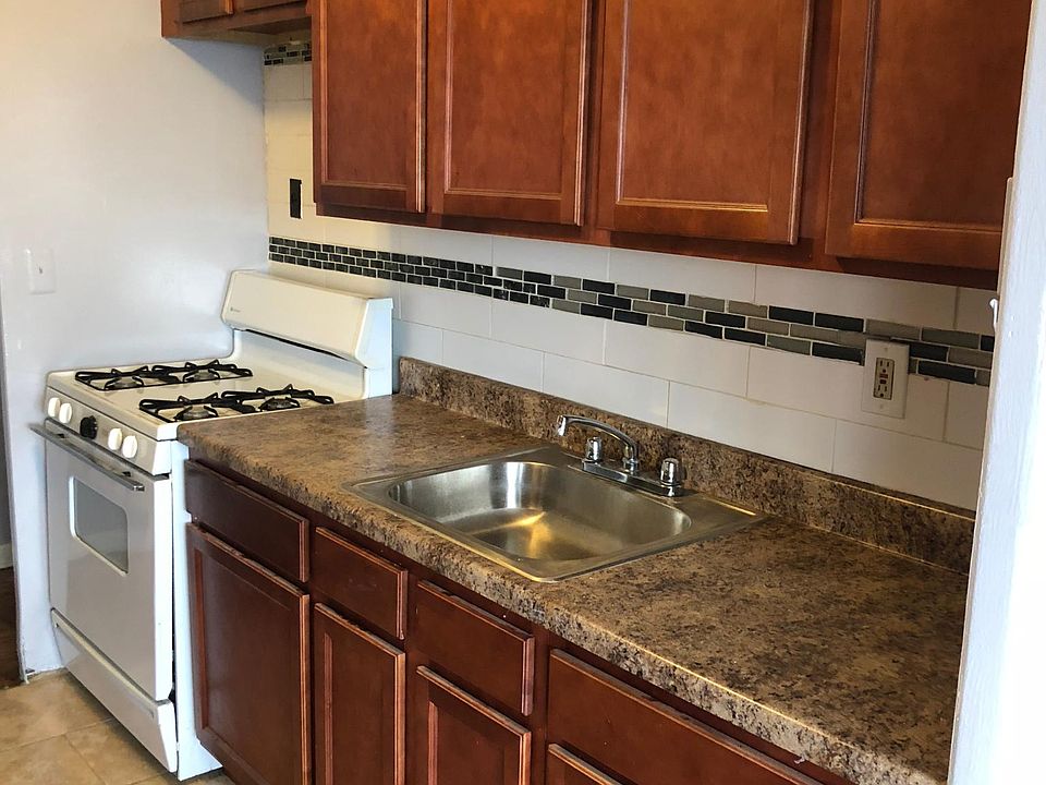1st image of 275 Prospect St APT 16F