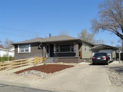 107 E North St, Mccook, NE, 69001