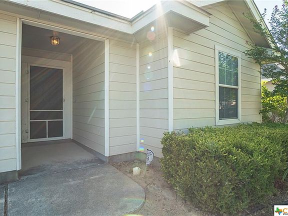 2nd image of 531 Red Robin Dr