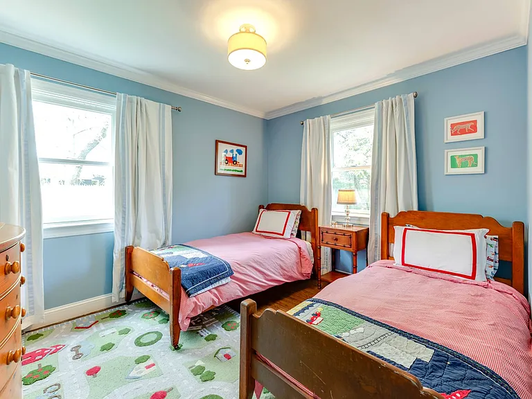 109 Lewis Rd — Photo 16
