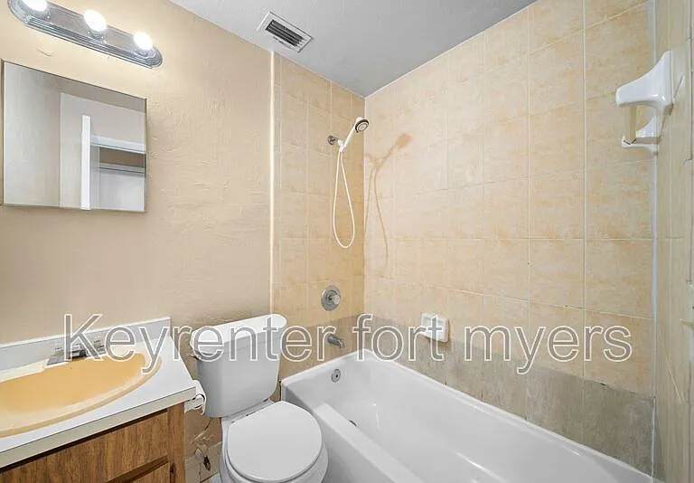 5447 10th Ave — Photo 14