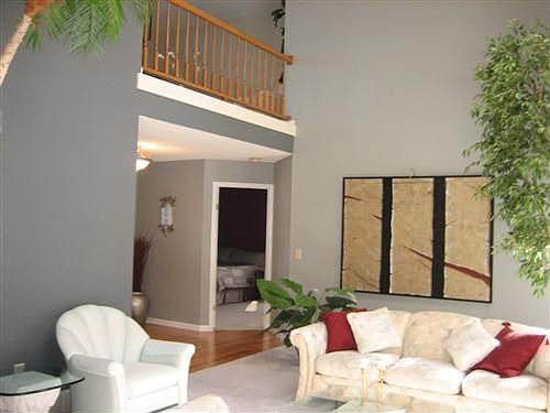 1st image of 12 Pine Forest Ln