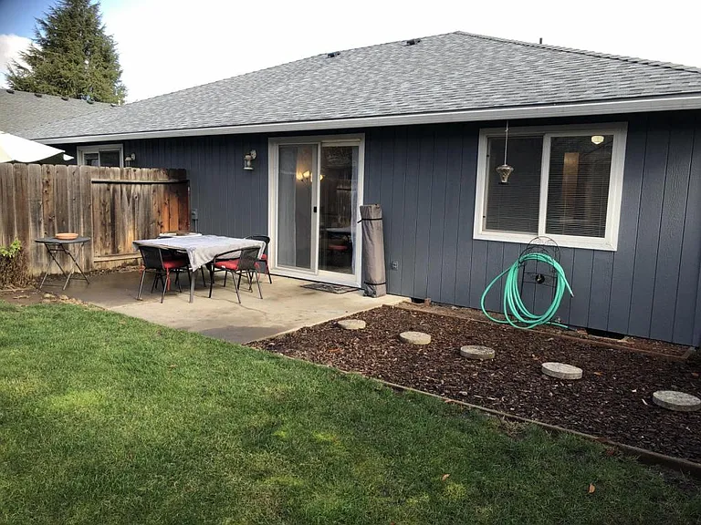525 Primrose Dr — Photo 36