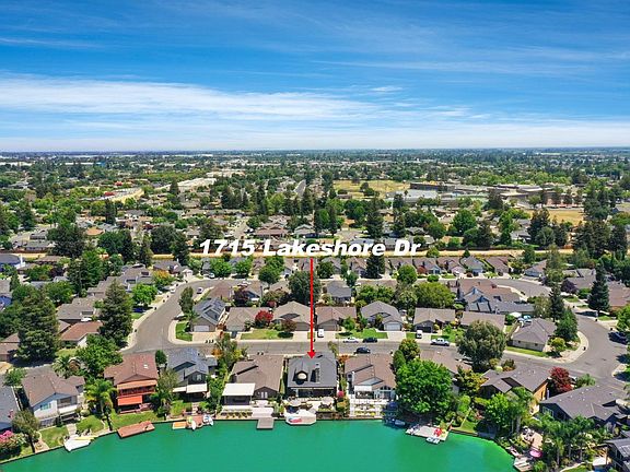 4th image of 1715 Lakeshore Dr