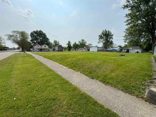 E Green St, Butler, IN 46721