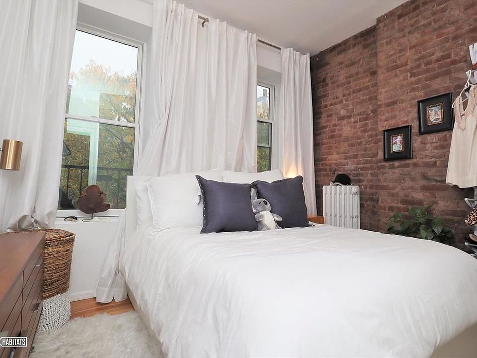 1st image of 63 Bank St APT 3A