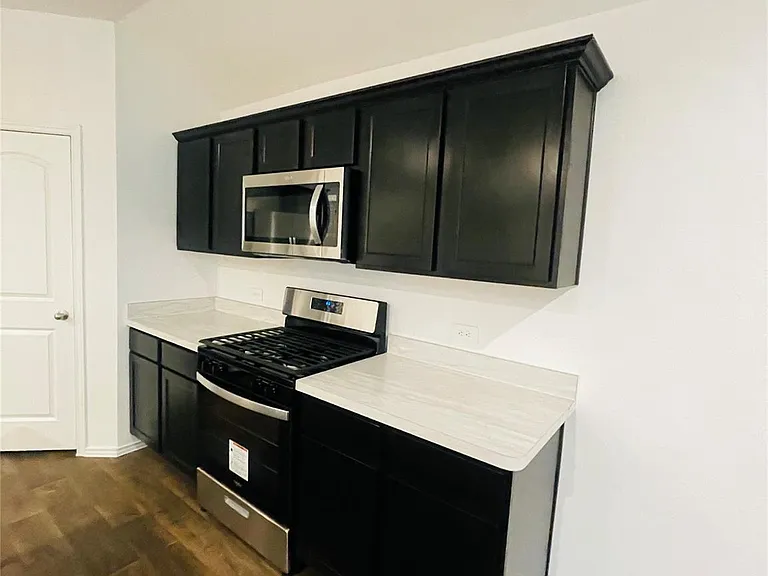 5146 Bay Meadows Ln — Photo 14