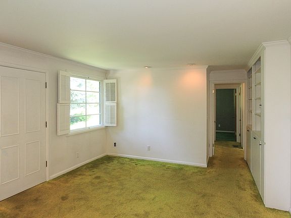 3rd image of 2940 E Casto Ln