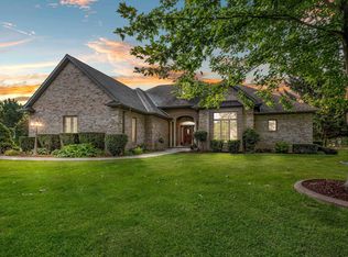 3025 Buttercup Rd, Neenah, WI 54956