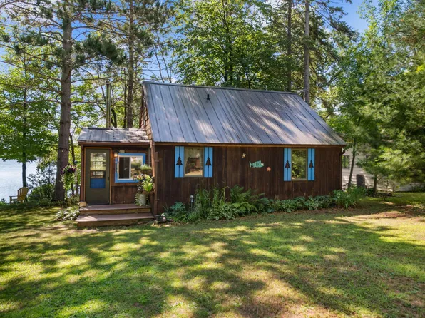 465 Arlington Blvd S, Amery, WI 54001