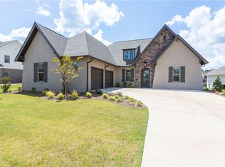 2403 Meadow Cv, Auburn, AL 36832