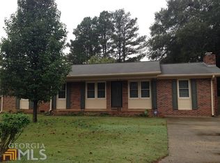 213 Laverne Dr, Warner Robins, GA 31088