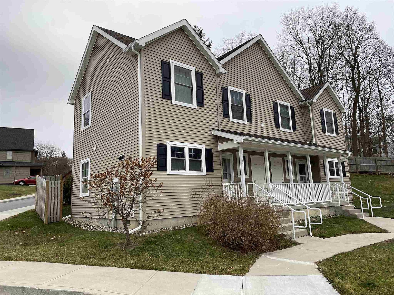 135 Eden Way UNIT 35, Bennington, VT 05201 Zillow