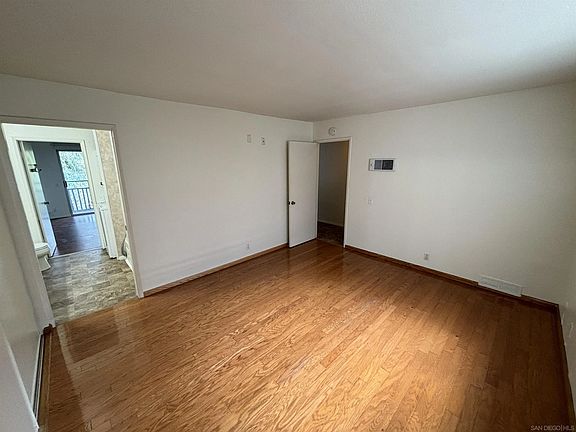 5th image of 1291 34th St APT 19